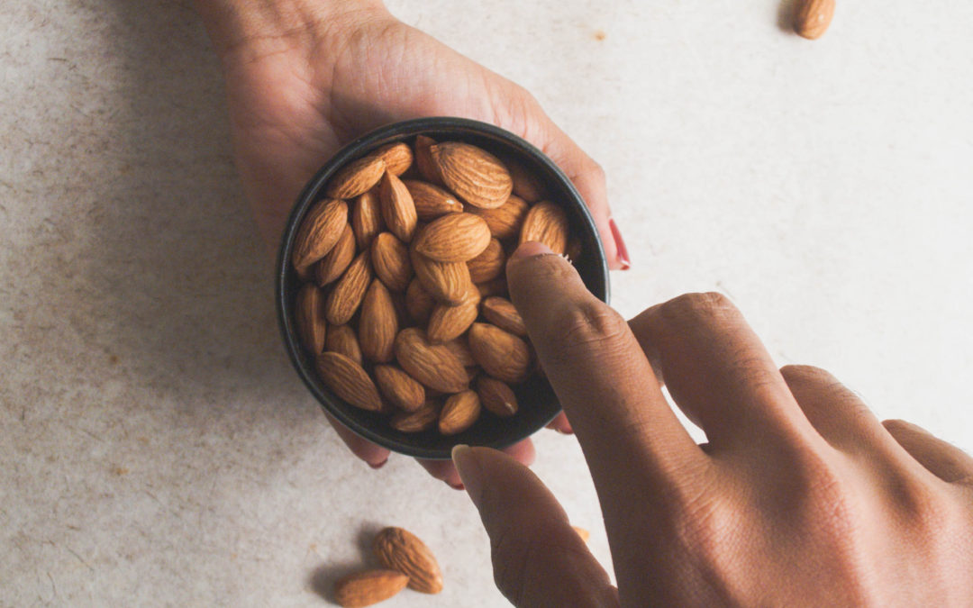 5 Promising Benefits of Almonds for Healthier Skin